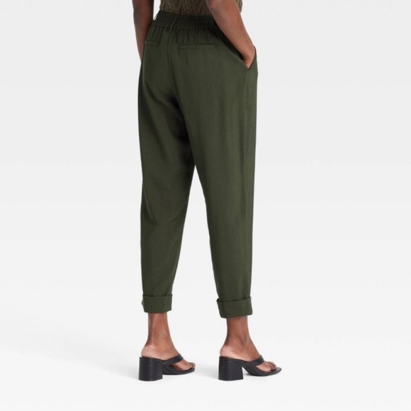 High-Rise Slim Straight Leg Pintuck Ankle Pants - Picture 2 of 2